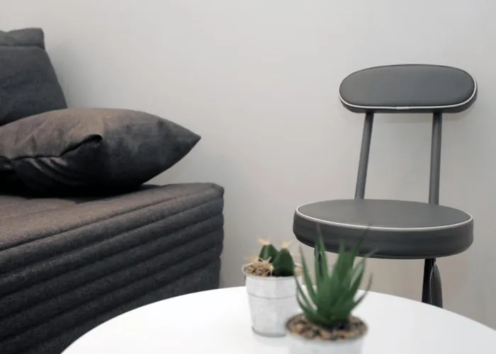 C005-studette Au Centre *